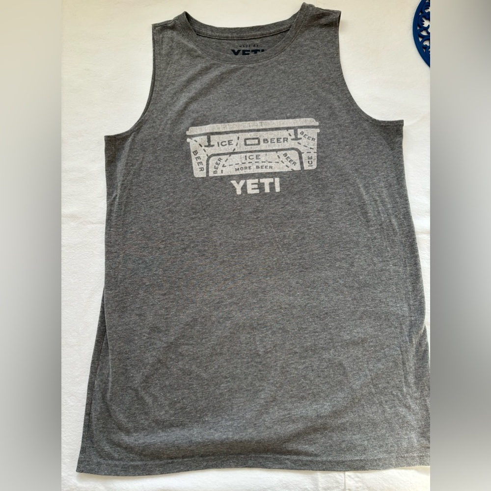 YETI Tank top